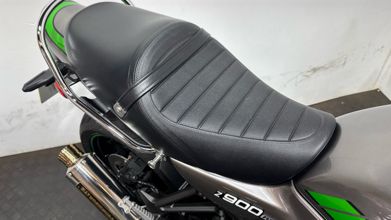 Kawasaki Z R900EKF (19MY)